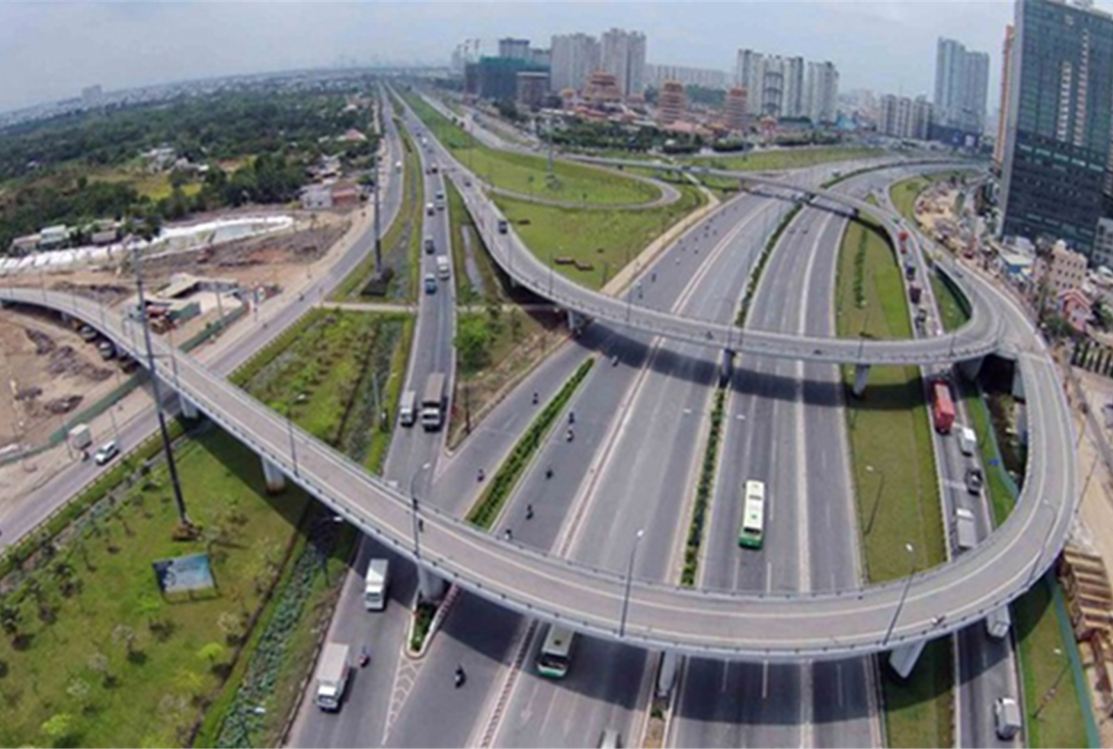 Ensure the progress and quality of key transport sector projects and works