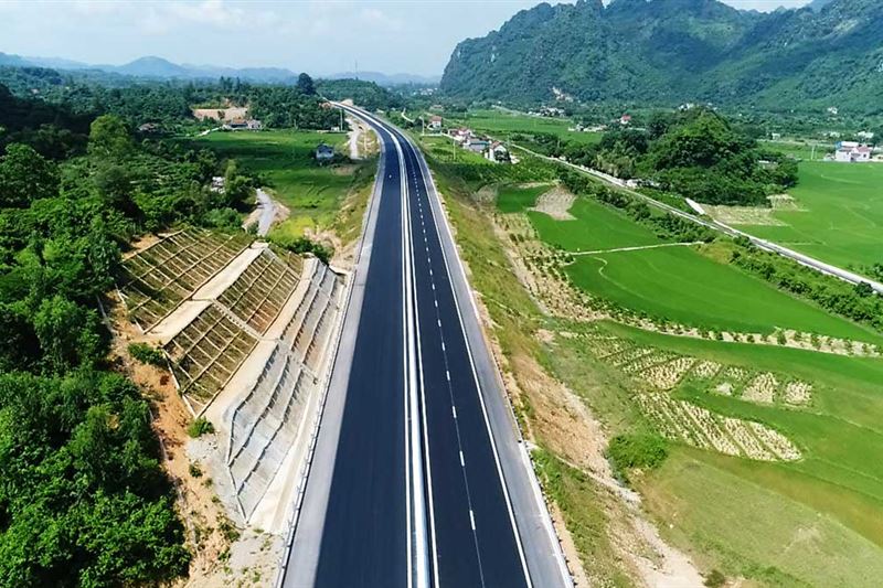 Ensure the handover of the North - South expressway project site as planned